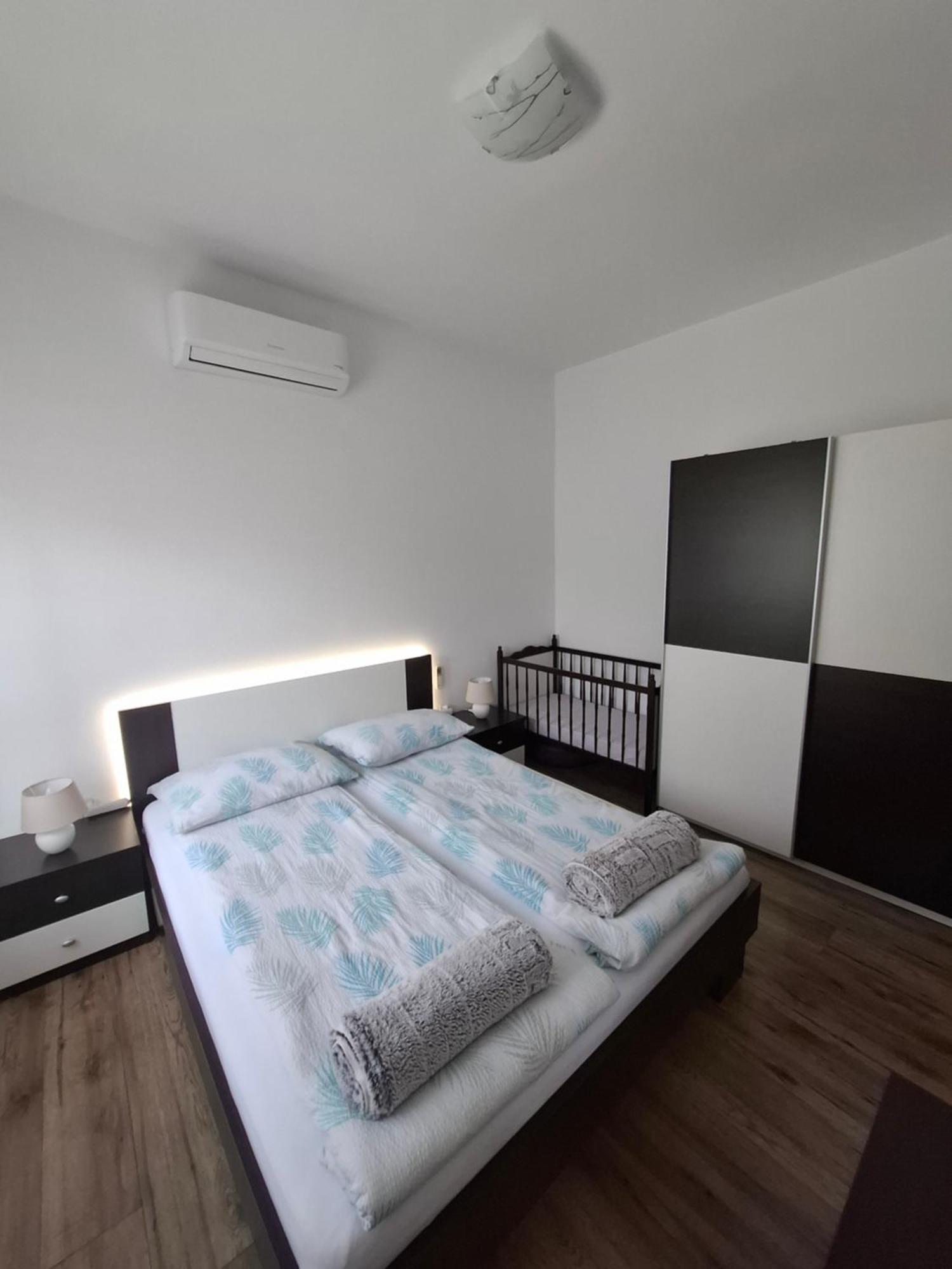 Apartman Envi โอปาติยา ภายนอก รูปภาพ